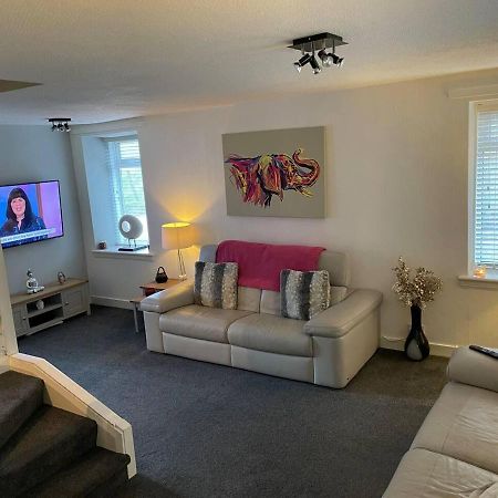 Rural Chapel Cottage Near Airport Bar & Hot Tub Aberdeen Esterno foto